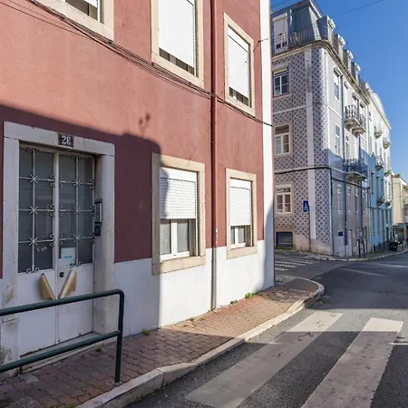 Comfort & Bright Tagus River Apt By Lovelystay Apartmán