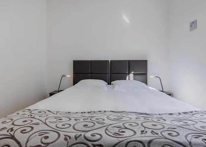 شقة Comfort & Bright By Lovelystay *